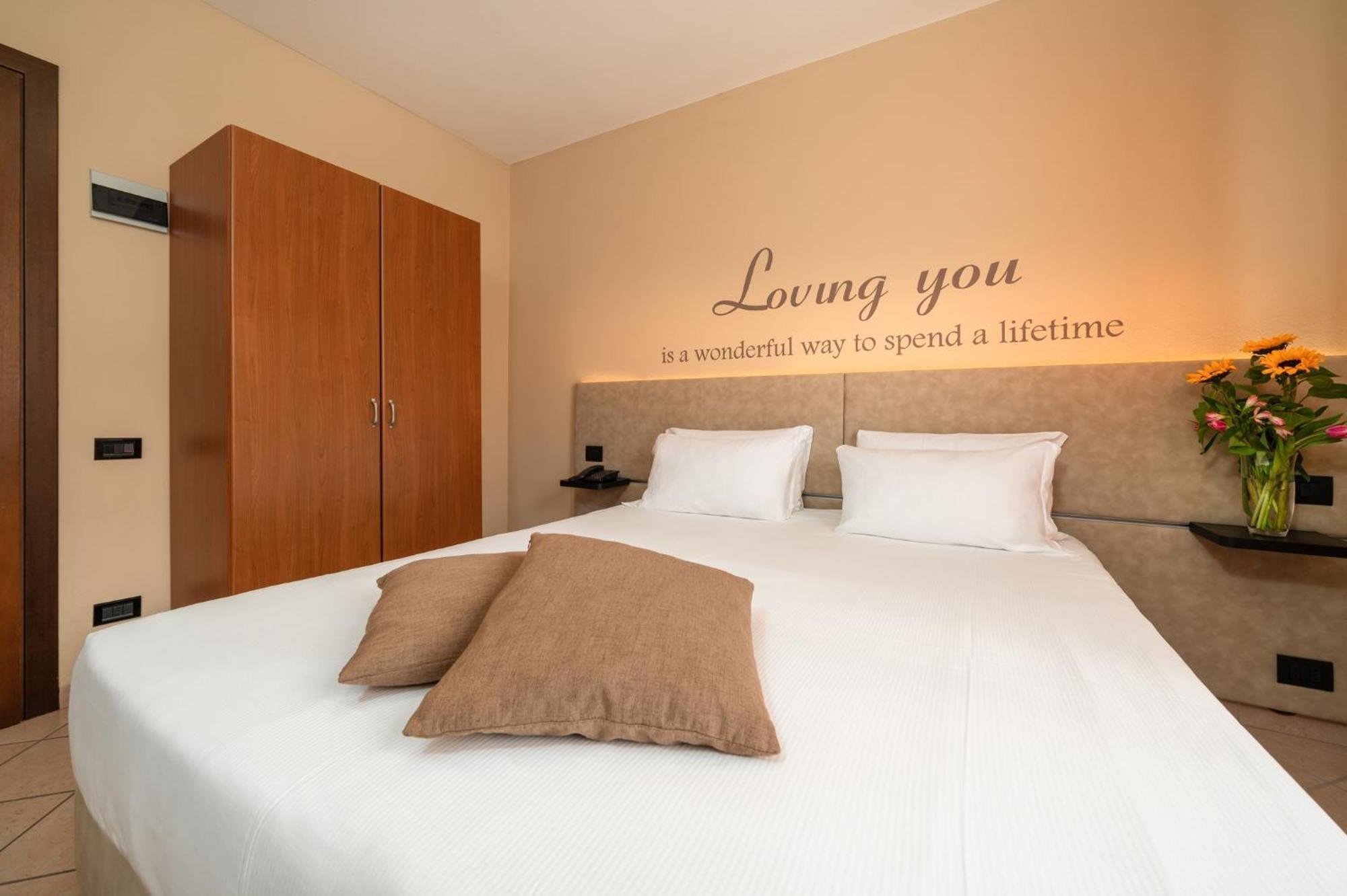 Hotel Oasi Verde Bienno 外观 照片